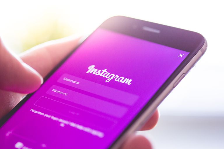 Instagram разрешил пользователям добавлять к своим Stories музыку