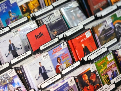 Фактчек: Best Buy избавляются от дисков?