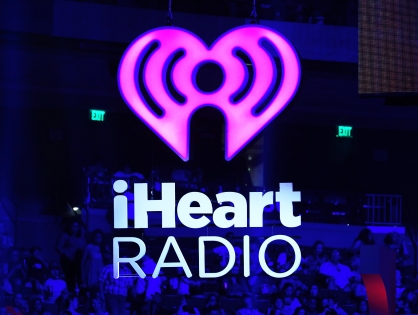 iHeartRadio запущен в Мексике после объединения с Grupo ACIR