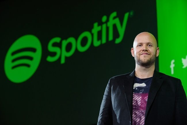 Акции Spotify впервые упали ниже $120