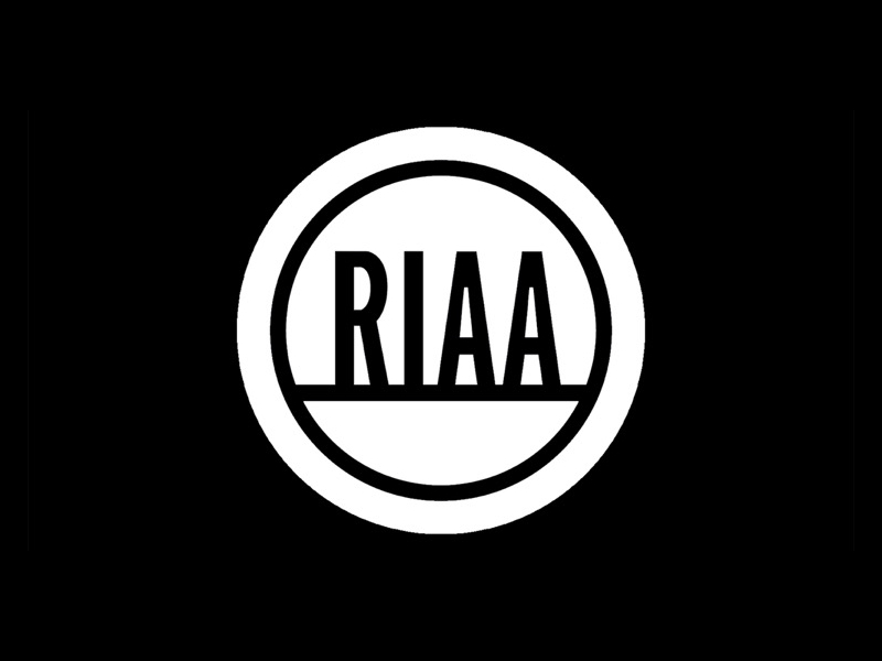 RIAA продолжает борьбу с сайтами-рипперами