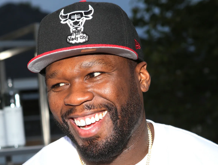 50 Cent говорит, что приближается к статусу миллиардера, но все еще «хочет скидку»